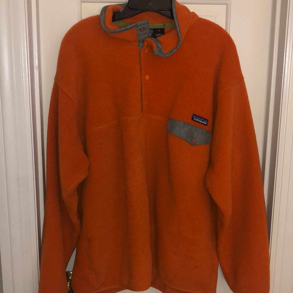 Large Patagonia sweatshirt